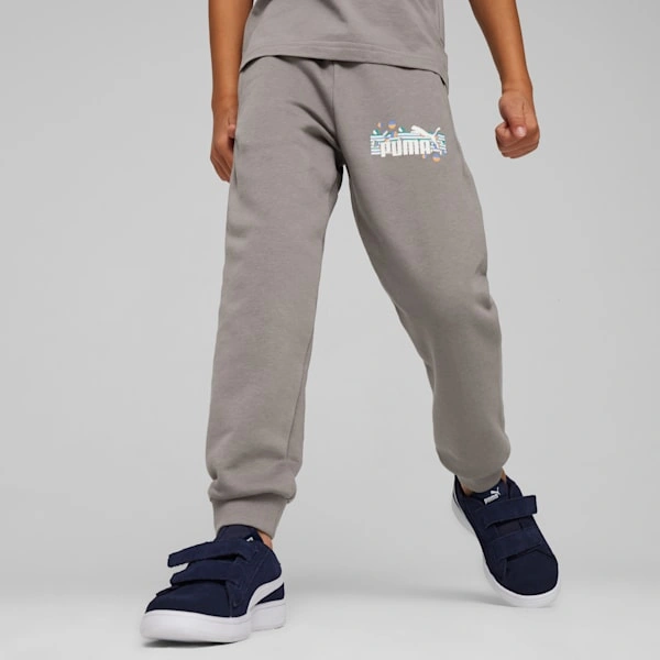 PUMA ESS+ Sommercamp: Kleine Helden in lässigen Sweatpants. Abenteuer beginnt!